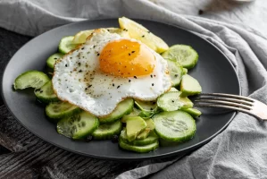 Fried Eggs in Type 2 Diabetes: A Safe Breakfast or a Risk? Myths and Rules Explained
