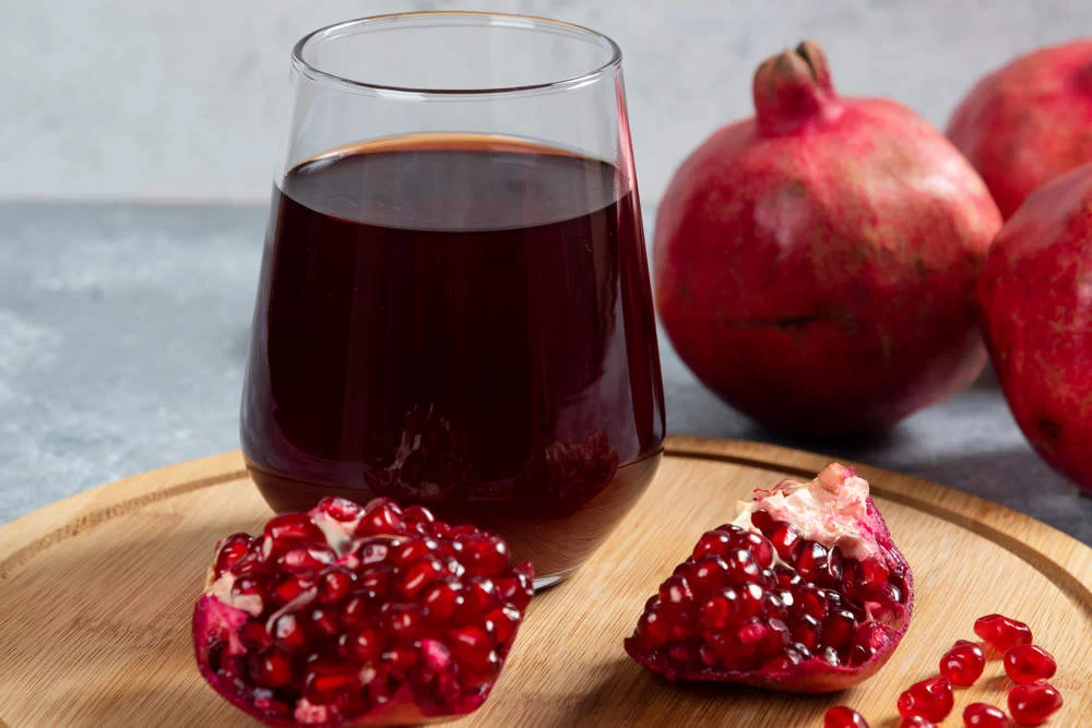 Гранатовый сок при диабете 2 типа: польза с важными оговорками Гранатовый сок при диабете 2 типа: польза с важными оговорками