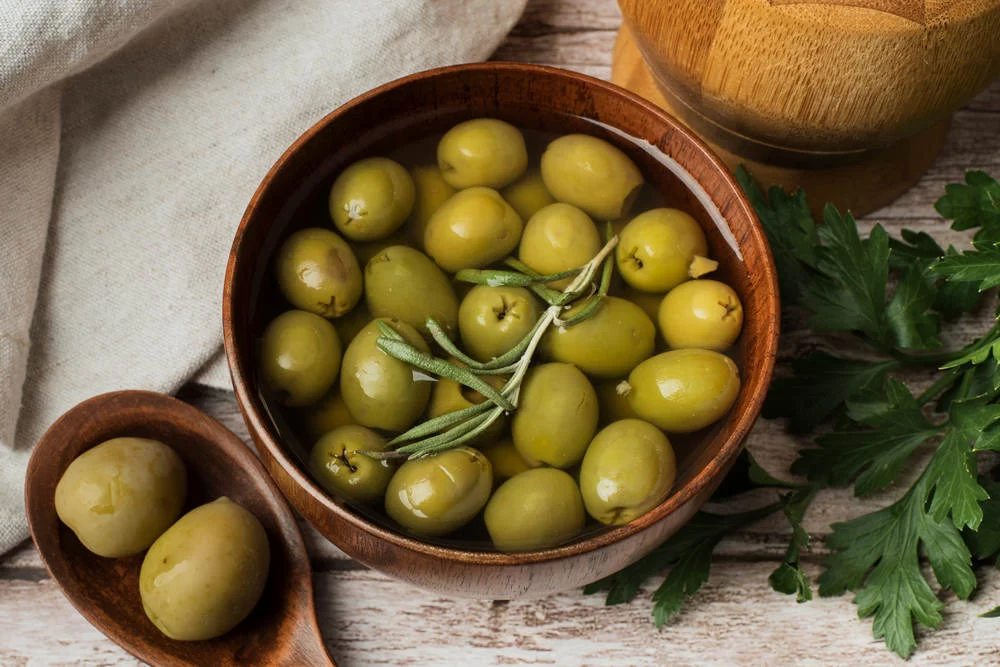 Оливки при диабете 2 типа: польза, риски и как правильно есть